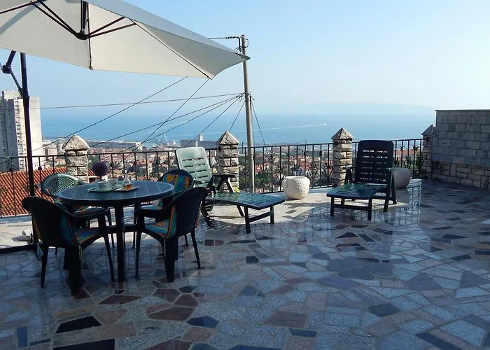 Lägenhet With Parking Space - 17186 Rijeka